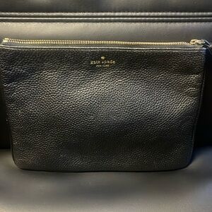 Kate spade clutch authentic very good condition